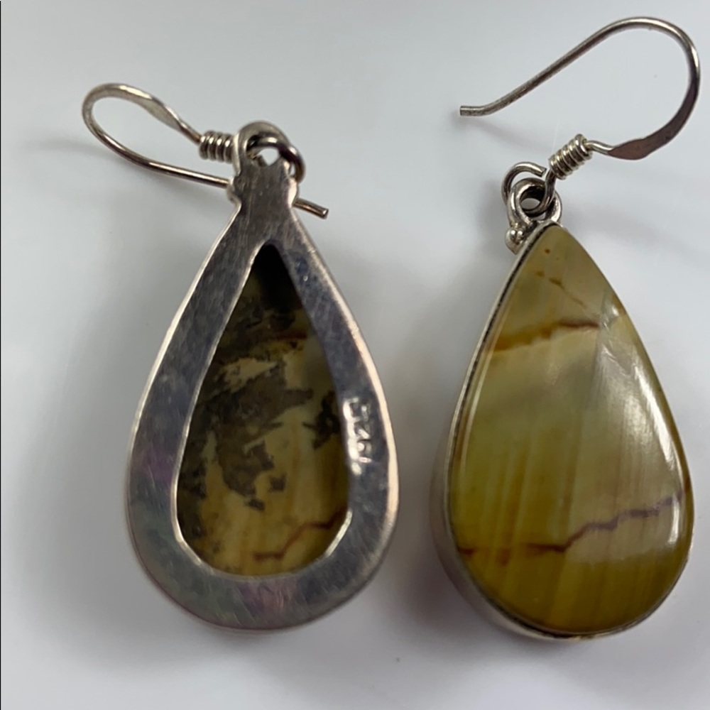 Sterling Silver green gemstone teardrop earrings - Picture 3 of 3